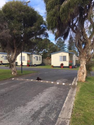 Marlo Caravan Park & Motel Exterior photo