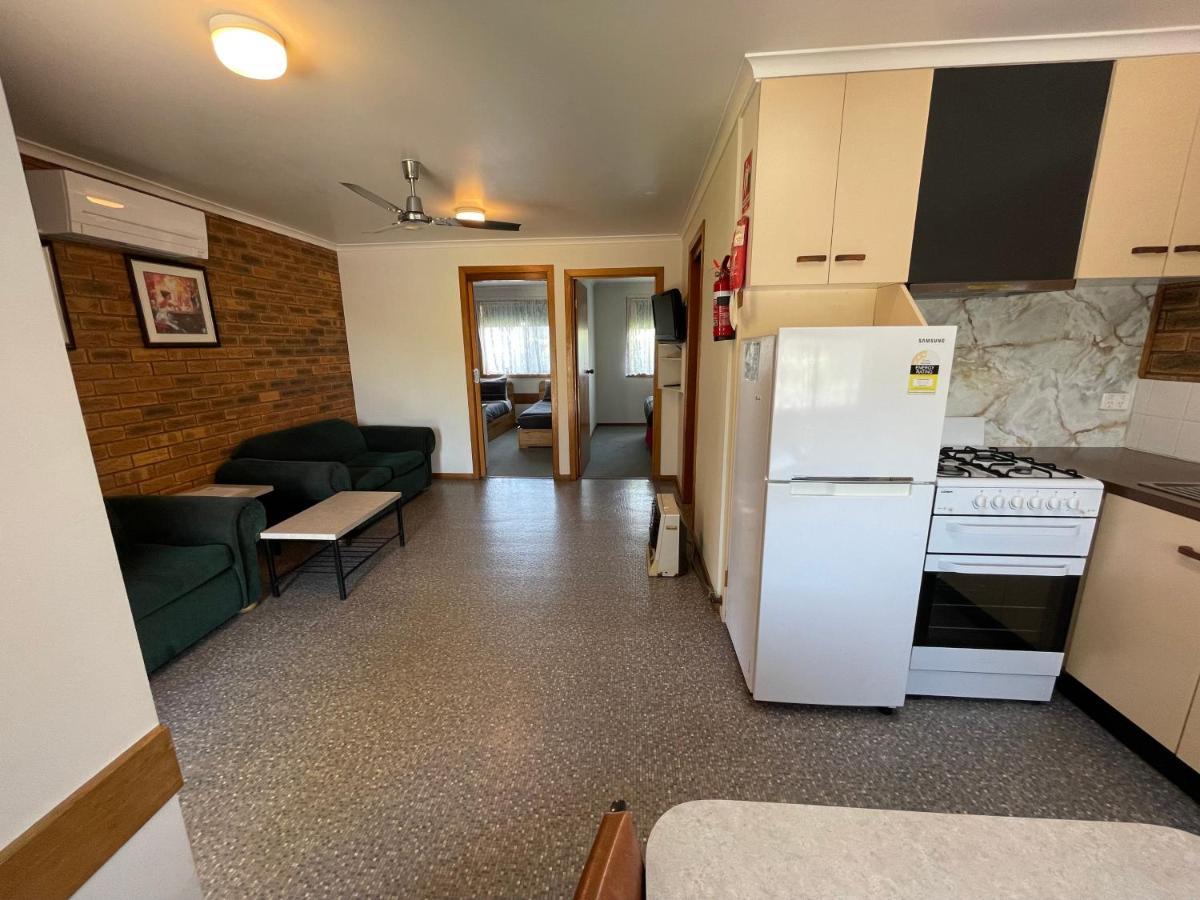 Marlo Caravan Park & Motel Exterior photo
